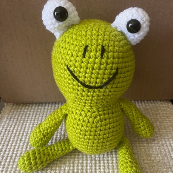Handmade Crochet Frog - Picture 2 of 7